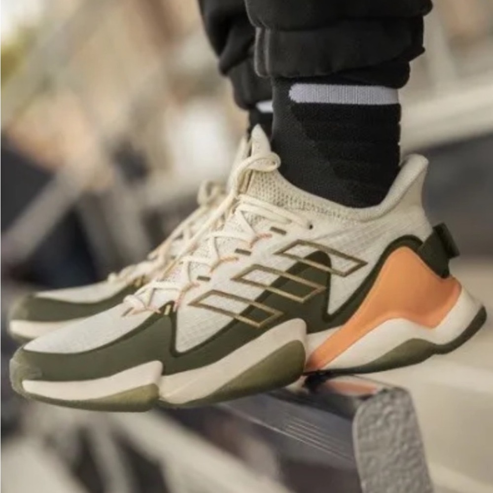 ADIDAS Mahomes 1 Impact FLX Khaki Green - Picture 3 of 6